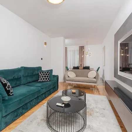 Brand New Bliss Lux Split