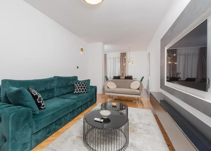 Brand New Bliss Lux 斯普利特