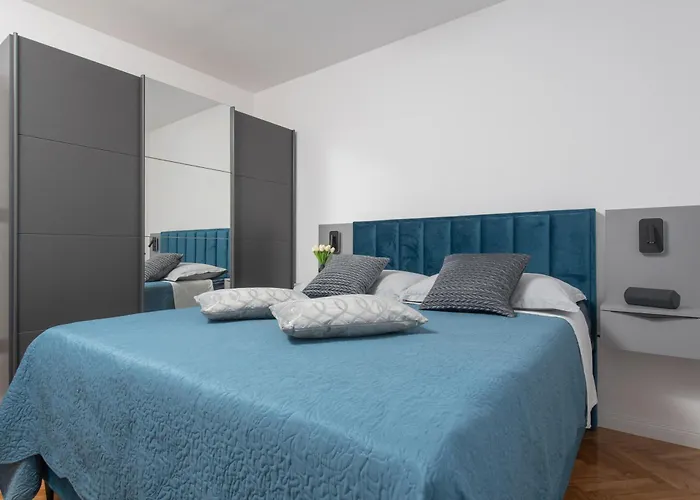 Brand New Bliss Lux 公寓