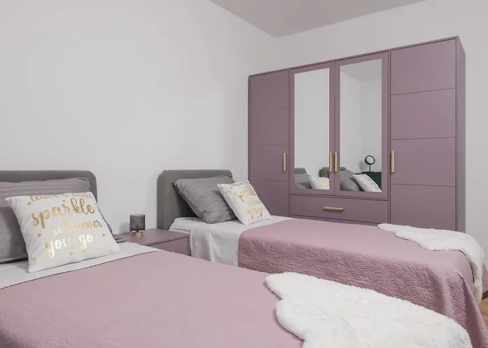 Brand New Bliss Lux *